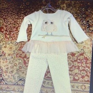 NWOT 2 piece mud pie